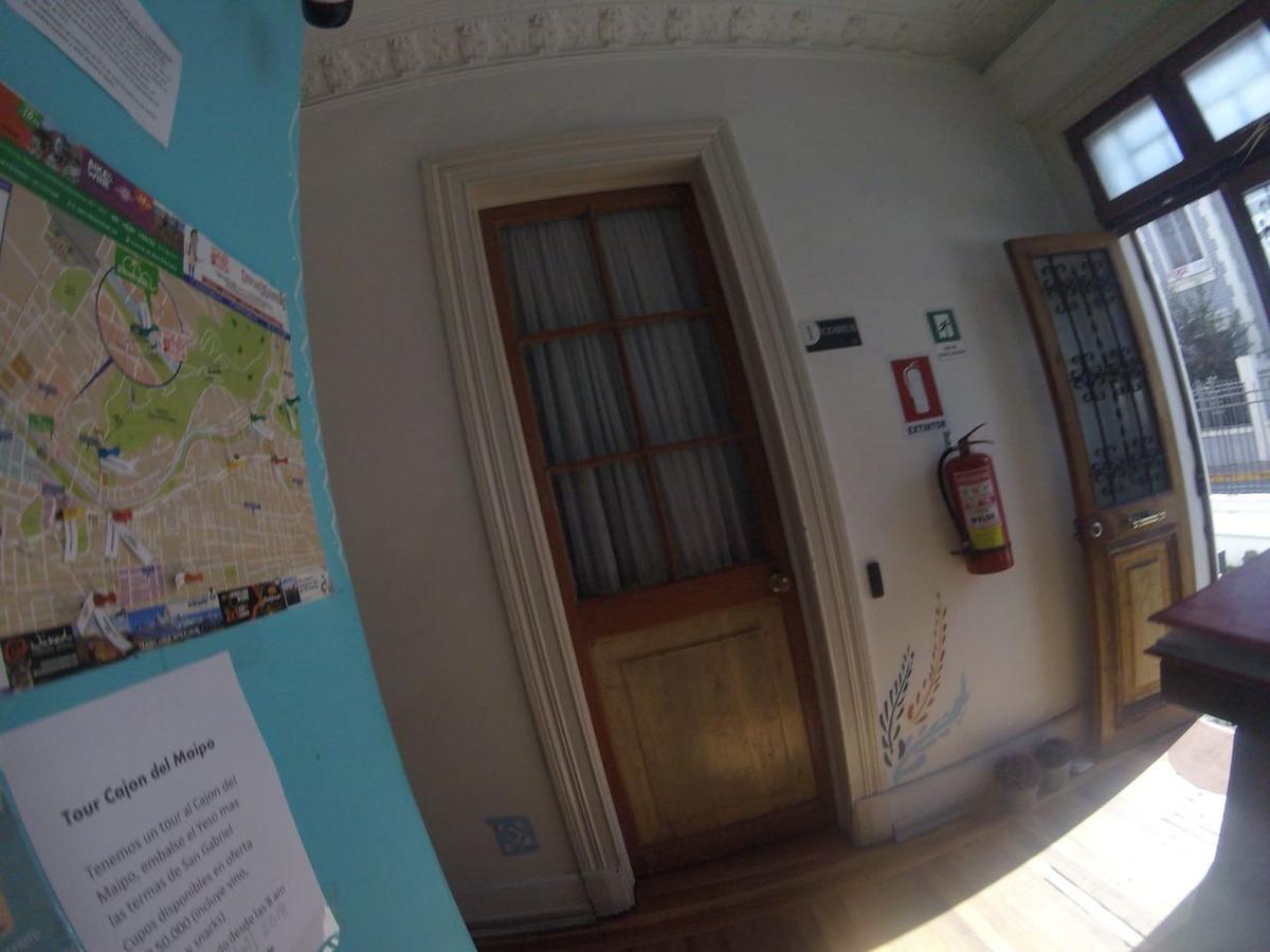 Casa Roble Hostal Boutique ซานติอาโก ภายนอก รูปภาพ